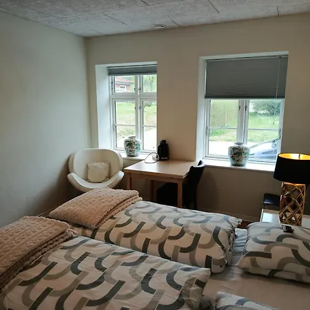 Daire House On Vellingtoft In -