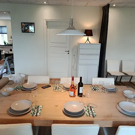 아파트 House On Vellingtoft In - *