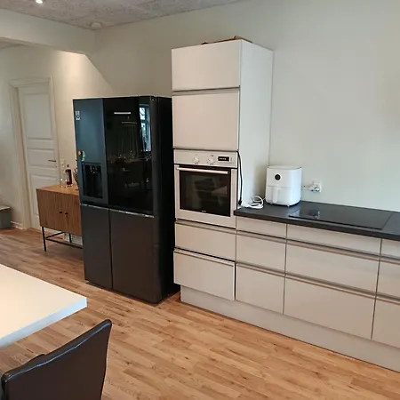 House On Vellingtoft In - Daire *